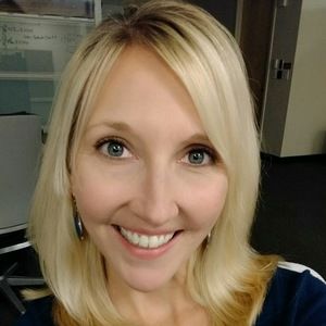 Meet your Posher, Becca